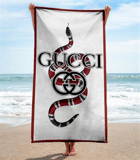 gucci bath towel